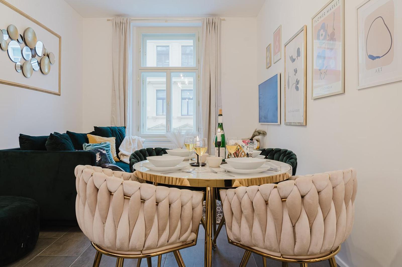 Days - 1bdr - 2tvs - Netflix * Prag